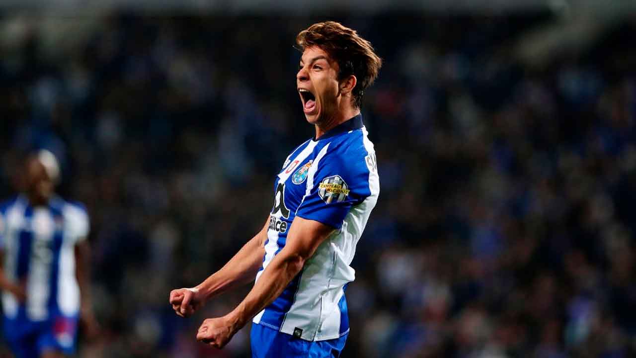 oliver-torres-durante-su-etapa-en-el-oporto