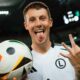 marc-gual-celebra-su-hattrick-con-el-legia-en-conference-league