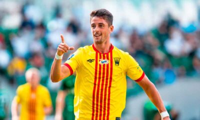 adrian-dalmau-celebra-uno-de-sus-goles-con-el-korona-kielce