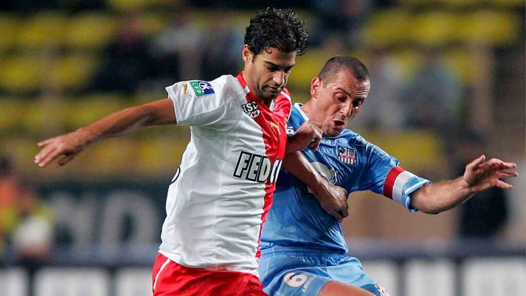 el-español-gerard-lopez-durante-uno-de-sus-partidos-con-el-as-monaco
