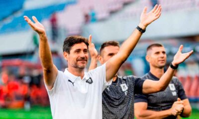 víctor-sánchez-del-amo-celebra-una-de-sus-victorias-como-entrenador-del-olimpija