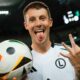 Marc-Gual-celebra-su-hattrick-en-Conference-esta-temporada