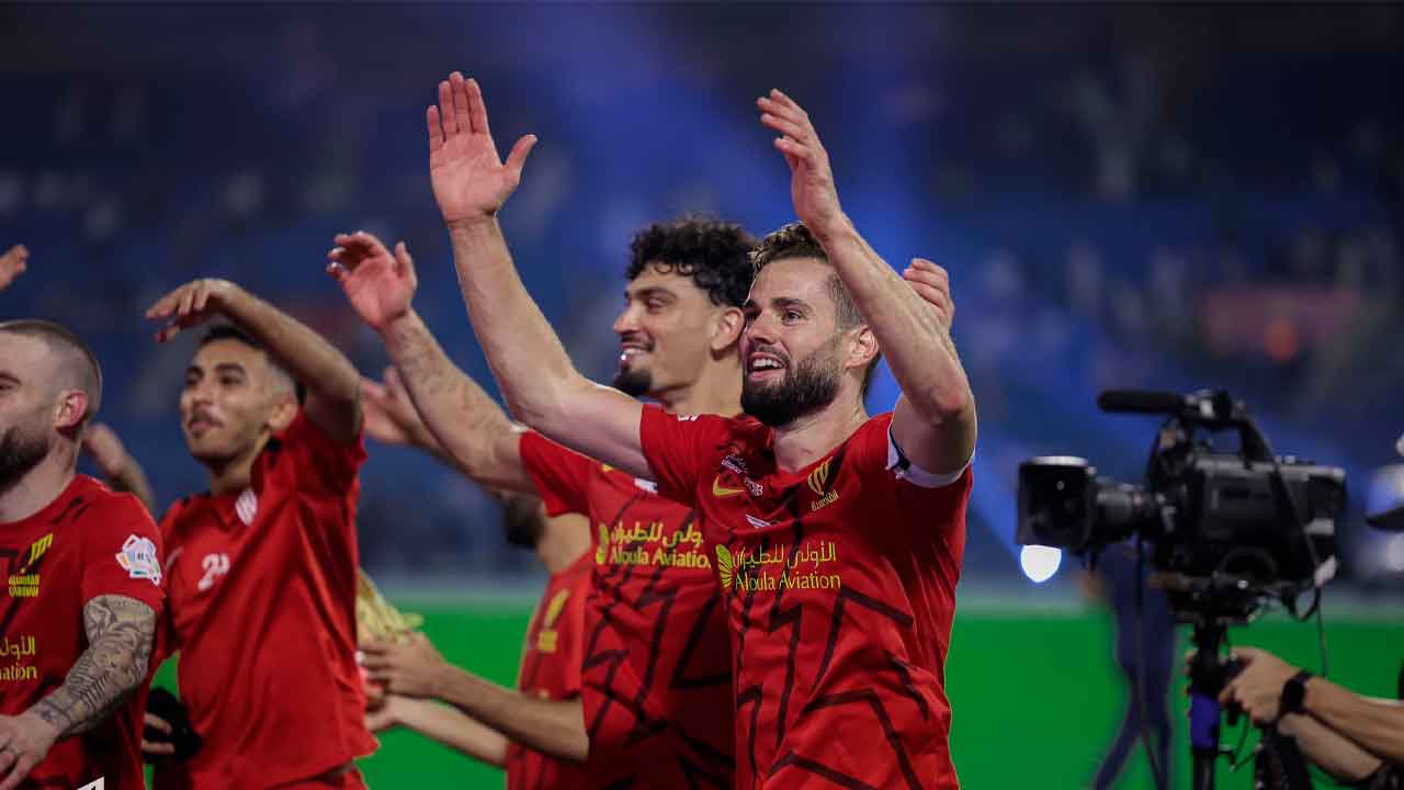 nacho-fernandez-celebra-una-de-sus-victorias-como-jugador-de-al-qadsiah