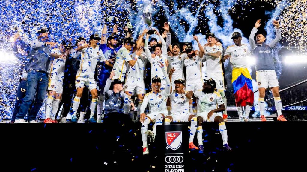 Riqui-Puig,-campeón-de-la-Conferencia-Oeste-con-LA-Galaxy