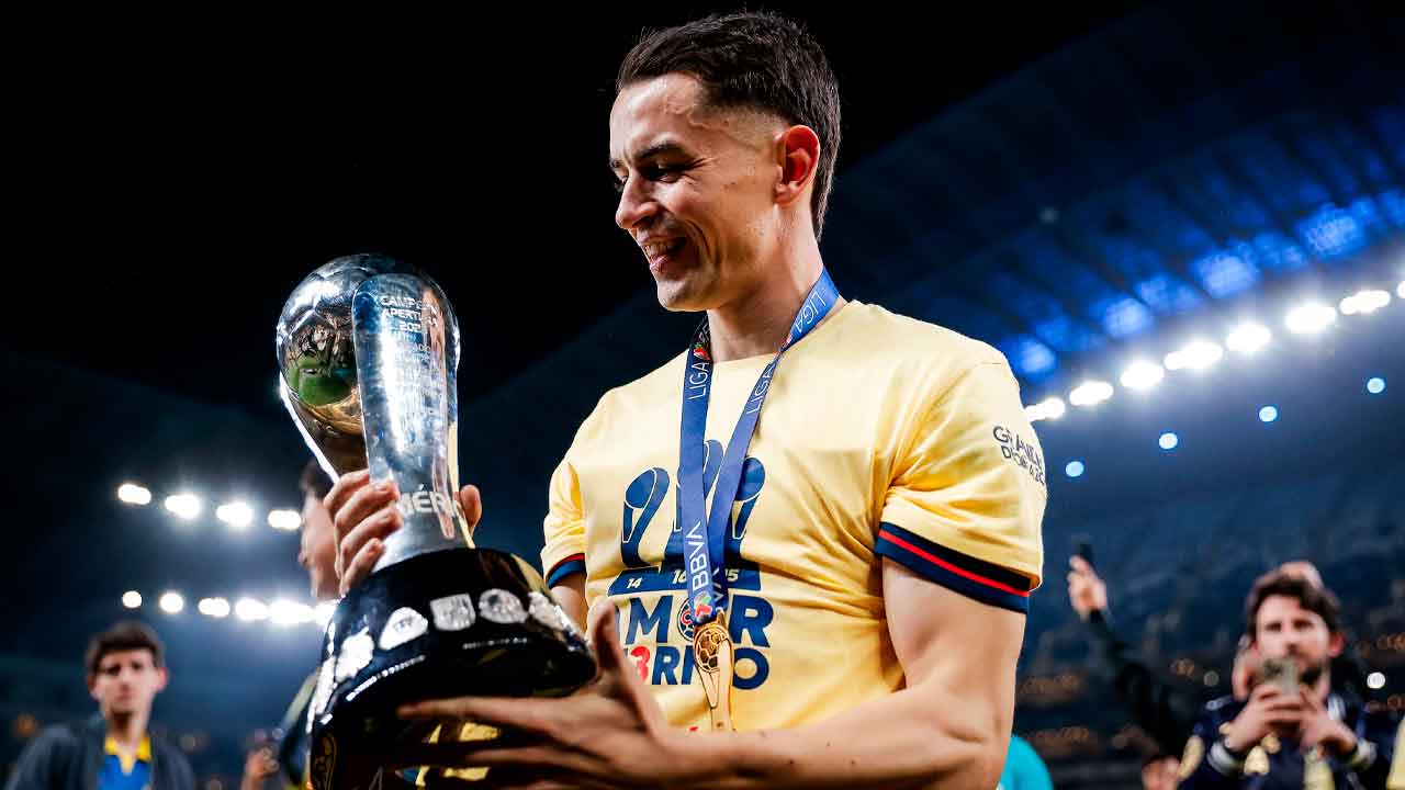El-futbolista-español-que-más-títulos-levantó-en-el-extranjero-en-2024-fue-ÁLVARO-FIDALGO,-que-ganó-4-con-Club-América