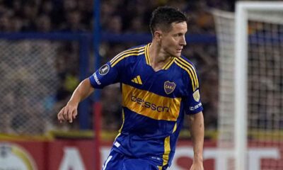 El-español-Ander-Herrera-durante-un-partido-de-Boca-Juniors-en-la-Bombonera