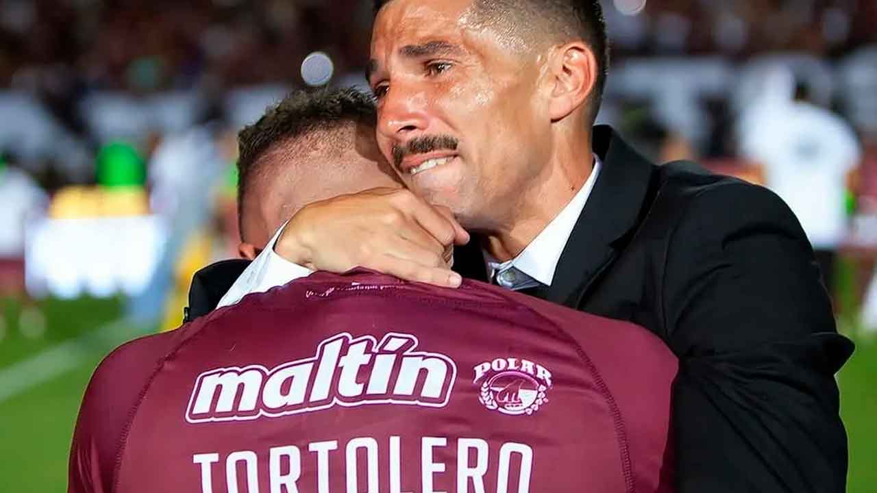 El-entrenador-español-Diego-Merino-durante-su-etapa-en-Carabobo