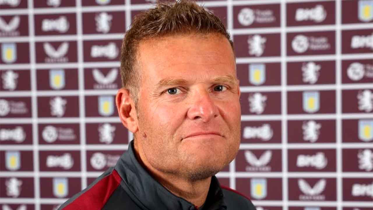 josep-gombau-durante-su-etapa-en-el-aston-villa