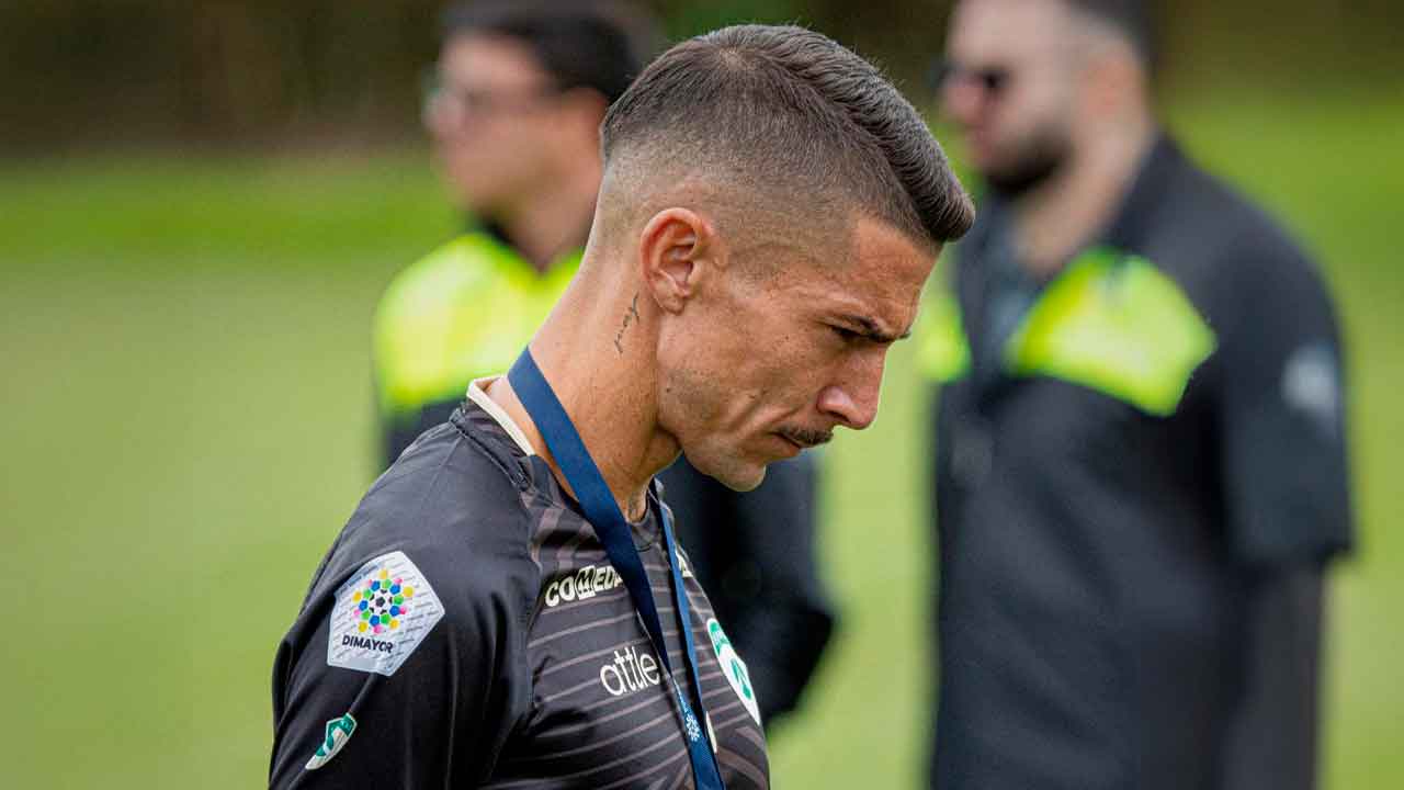 Diego-Merino-durante-un-entrenamiento-de-La-Equidad
