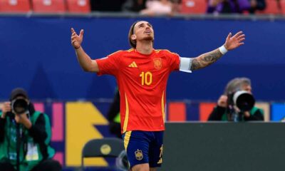 Iker-Bravo-celebra-su-gol-ante-Brasil