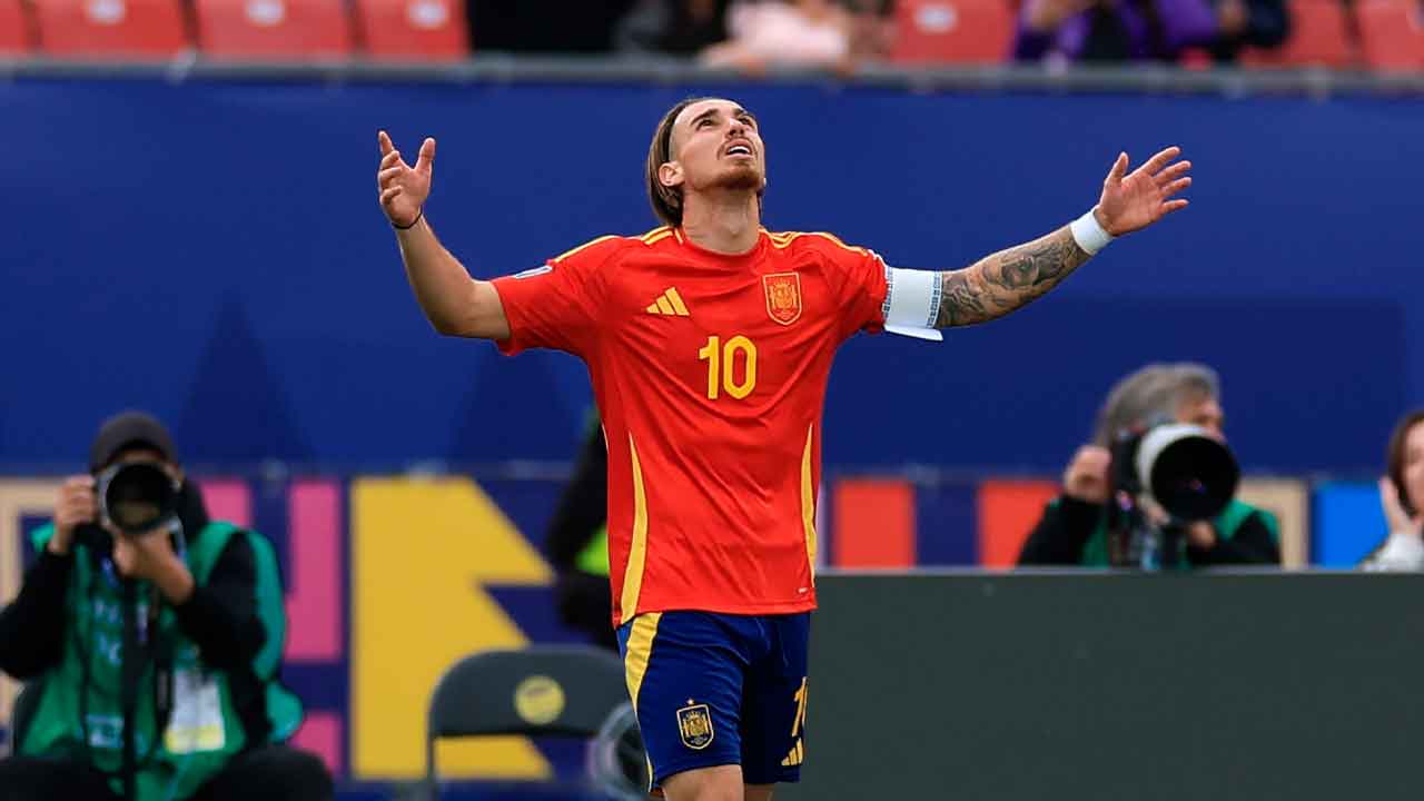 Iker-Bravo-celebra-su-gol-ante-Brasil