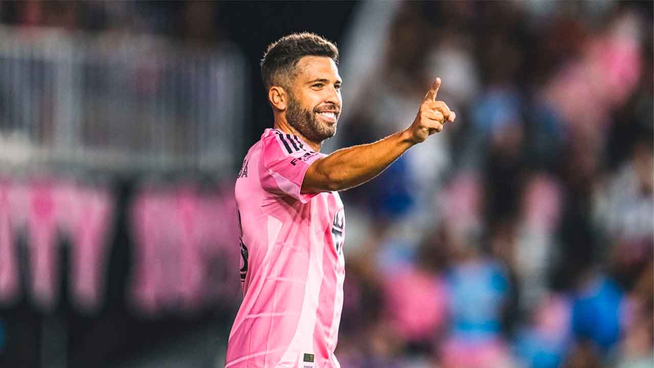 Jordi-Alba-anuncia-su-retirada