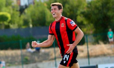 Oier-Sarriegi-durante-un-partido-del-Drenica-en-la-Liga-de-Kosovo