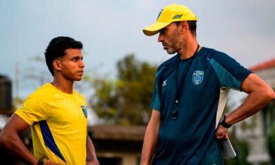 David-Catala-durante-un-entrenamiento-del-Kerala-Blasters