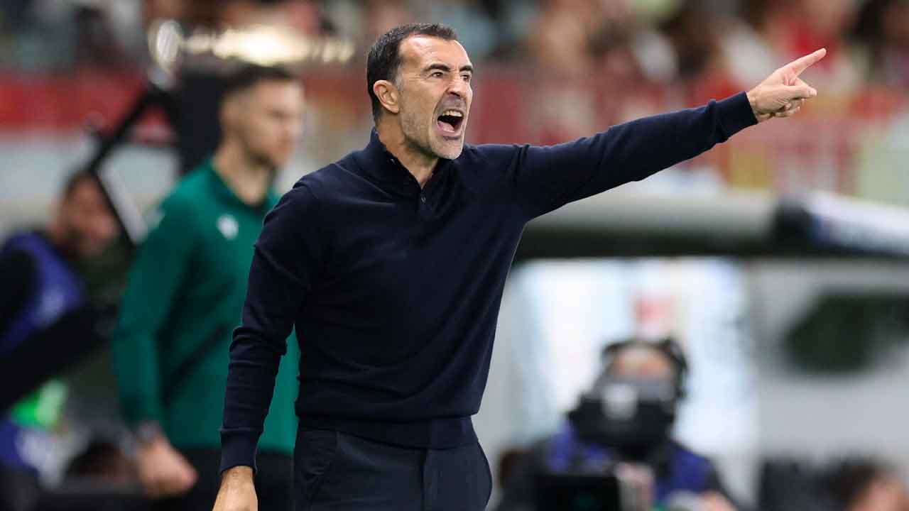 Juan-Carlos-Carcedo-durante-un-partido-del-Pafos