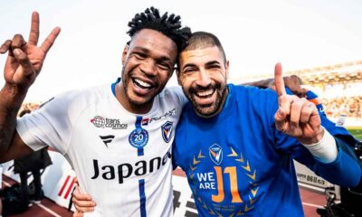 Juanma-Delgado-celebra-un-nuevo-ascenso-a-la-J-League-con-el-V-Varen-Nagasaki
