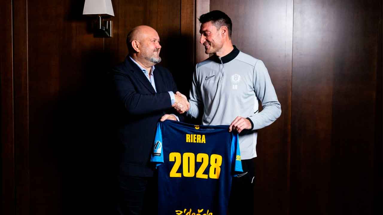 Albert-Riera-renovó-con-el-Celje-hasta-2028