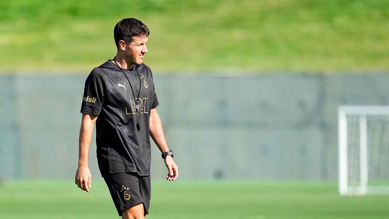 El-español-Ismael-García,-durante-un-entrenamiento-del-Galatasaray