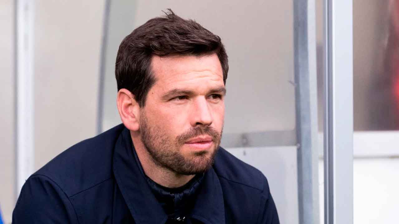 Ferran-Sibila-refuerza-el-cuerpo-técnico-del-BK-Hacken-como-asistente