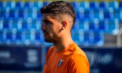 Albert-Torras-durante-su-etapa-en-el-fútbol-español