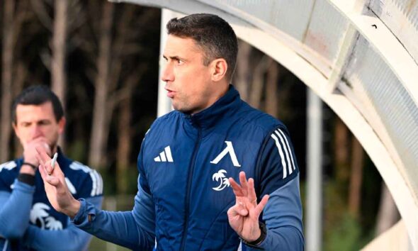 El-español-Julio-Velázquez-durante-un-entrenamiento-del-Levski-Sofia