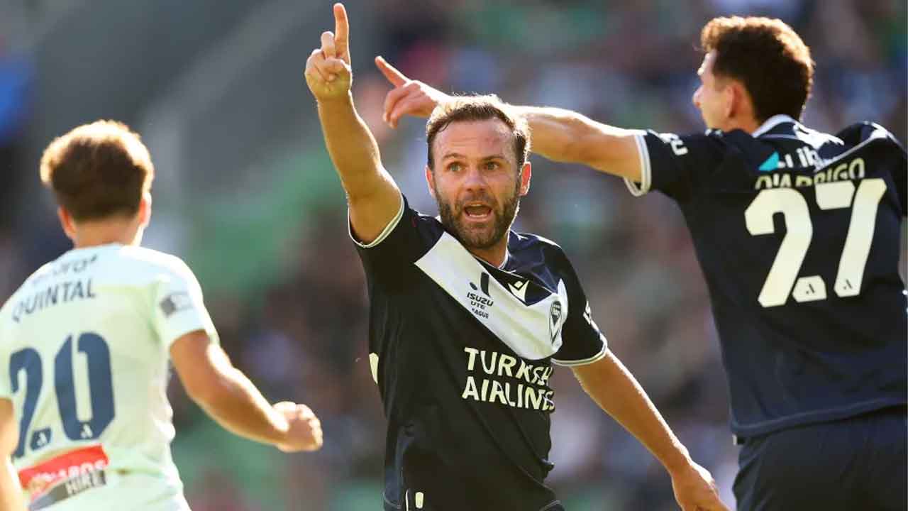Juan-Mata,-durante-un-partido-del-Melbourne-Victory