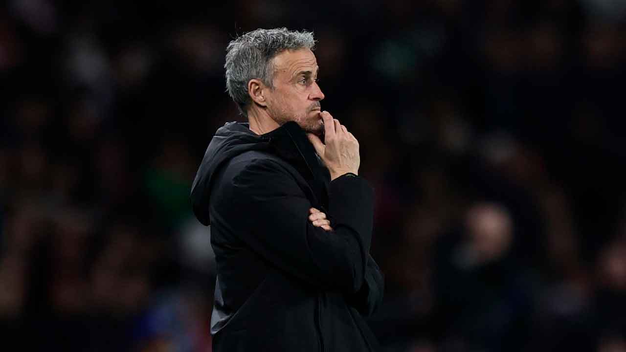 Luis-Enrique,-durante-el-partido-de-Champions-entre-PSG-y-Mónaco