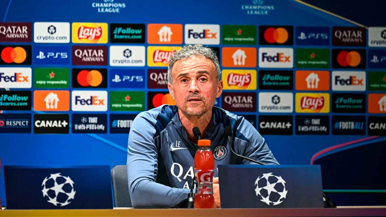 Luis-Enrique,-durante-una-rueda-de-prensa-previa-a-un-partido-de-Champions