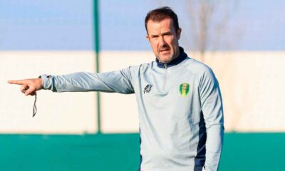 Aritz-López-Garai-durante-un-entrenamiento-de-Mauritania