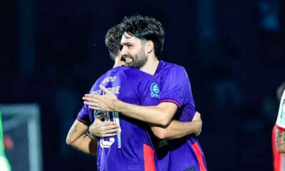 Jon-Toral,-durante-un-partido-del-Persik-Kediri-en-Indonesia