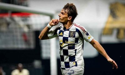 Sergi-Solans-celebra-su-primer-gol-en-la-MLS