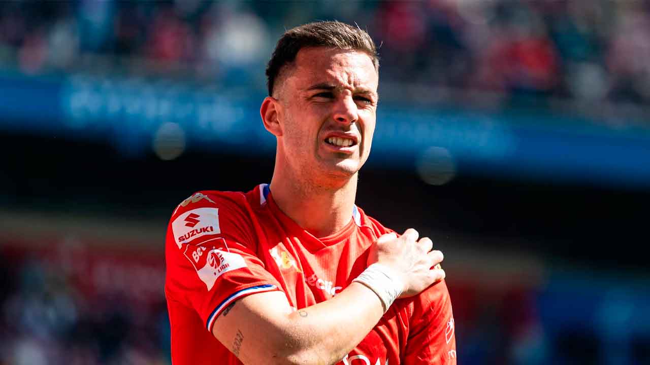Ángel-Rodado,-tras-sufrir-una-lesión-de-hombro-en-Polonia