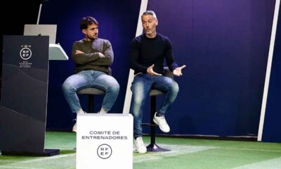 Carlos-Vicens,-durante-el-‘I-CSU-en-Dirección-Metodológica-Aplicada-al-Fútbol’-que-organiza-La-Academia-RFEF-en-colaboración-con-la-Universidad-Camilo-José-Cela