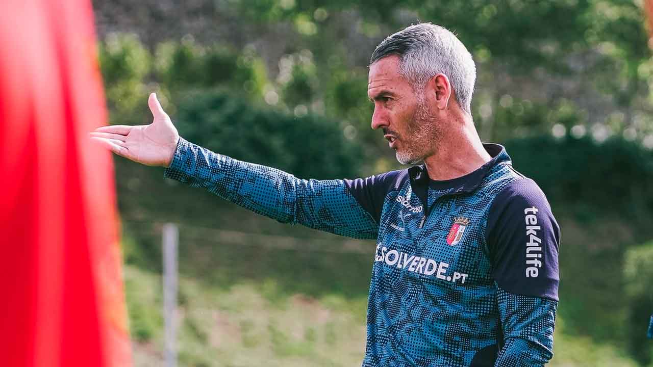 Carlos-Vicens-durante-un-entrenamiento-del-Braga