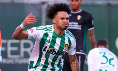 Jalen-Blesa-celebra-uno-de-sus-goles-con-el-Rio-Ave