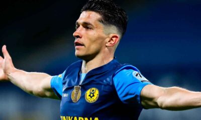 Juanjo-Nieto-celebra-uno-de-sus-goles-con-el-Celje