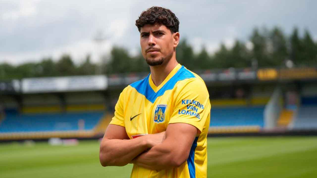 Nacho-Ferri-durante-su-presentación-con-el-Westerlo