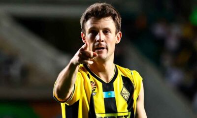 El-español-Marc-Gual-durante-un-partido-de-previa-de-Champions-con-el-Kairat-Almaty