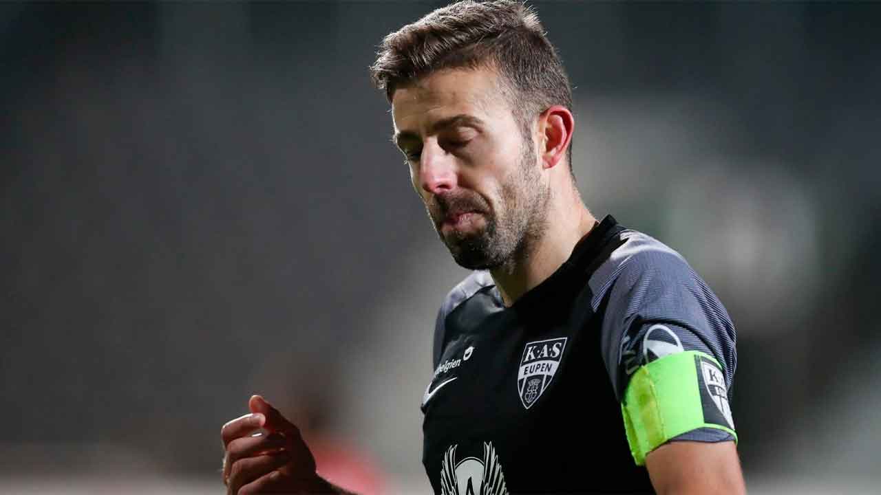 Luis-García-durante-su-etapa-en-el-KAS-Eupen