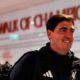 Iraola-en-la-previa-de-un-partido-del-Liverpool