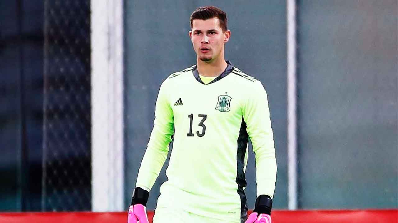 Josep Martínez durante un partido con la selección española