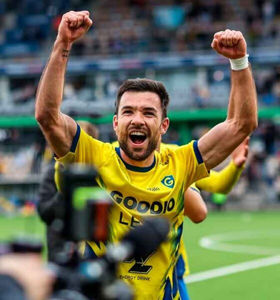 Ruxi-Bonet-celebra-una-victoria-del-Gnistan-en-la-Liga-de-Finlandia