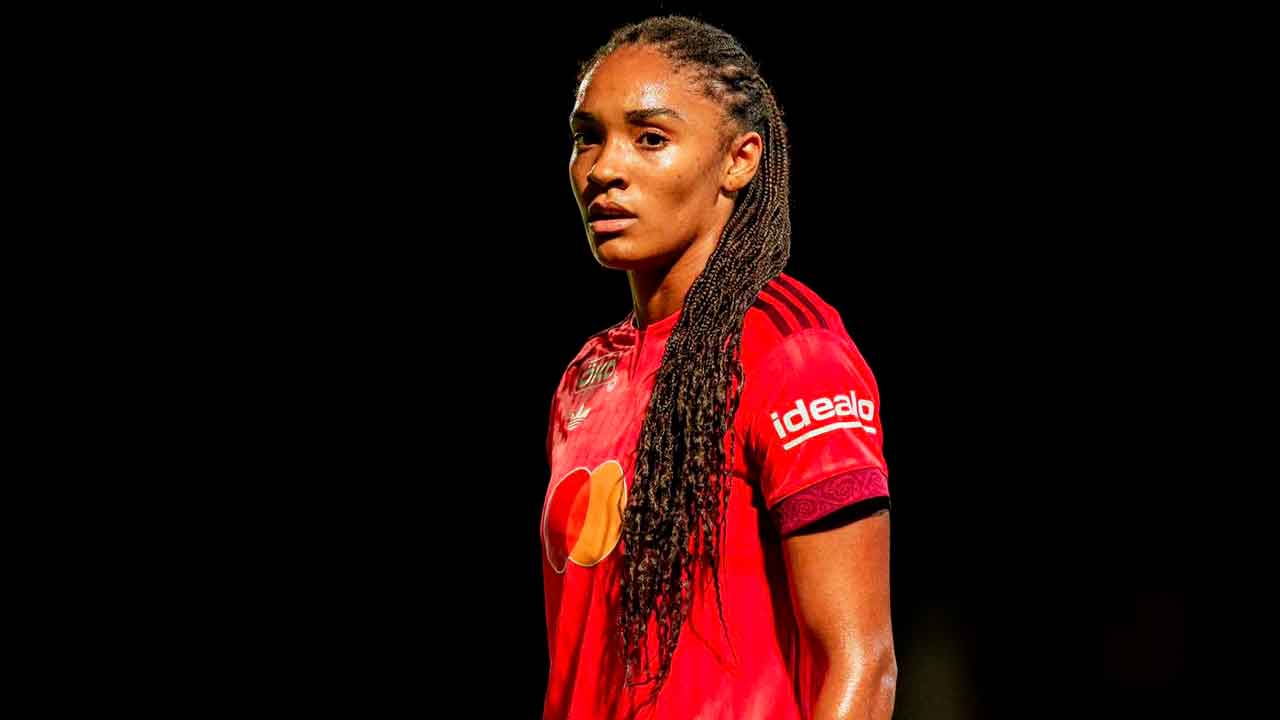 Salma-Paralluelo-durante-un-partido-del-OL-Lyonnes
