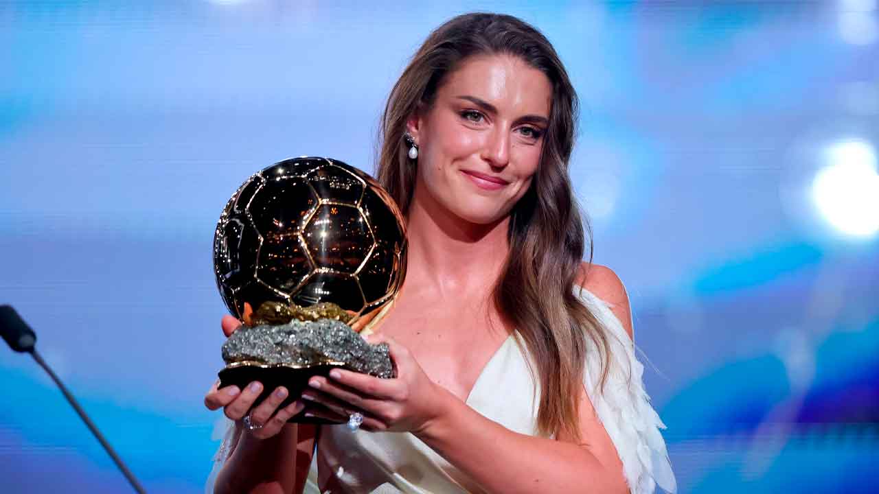 Alexia-Putellas-gana-el-Balón-de-Oro-2026-y-lleva-su-impacto-a-Inglaterra